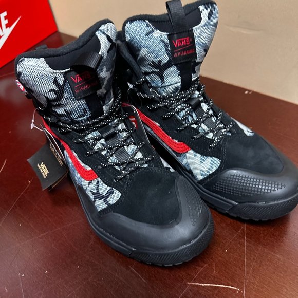 Vans Mens Black Gray Ultrarange Exo Hi Mte-2 HydroGuard Athletic Shoes Sz US 11 - Picture 2 of 6